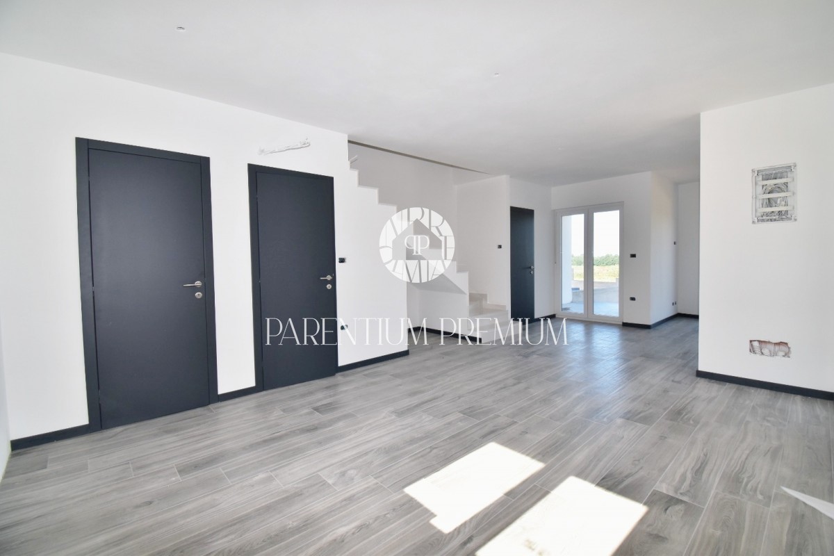 New Haus 3 km grom Poreč