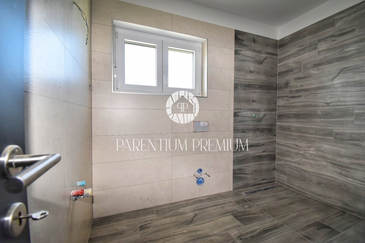 New Haus 3 km grom Poreč