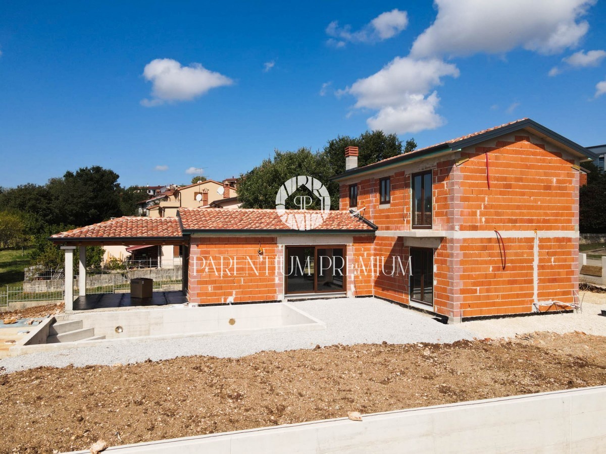 Villa in pietra d'Istria con vista sul mare