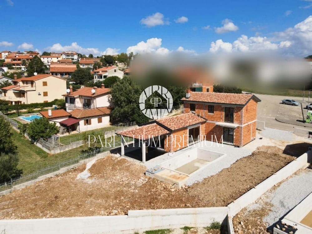 Villa in pietra d'Istria con vista sul mare