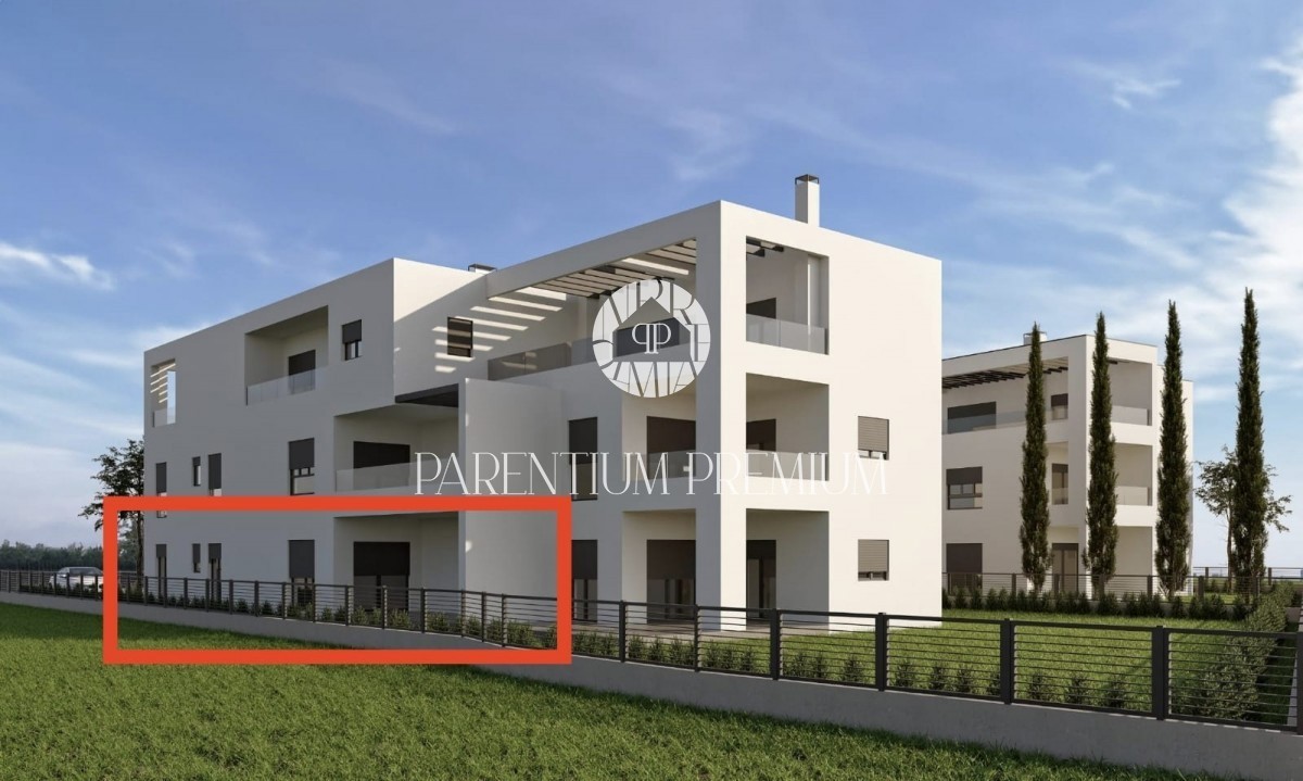 Fantastico appartamento con 3 camere da letto e giardino privato a 900 metri dal mare