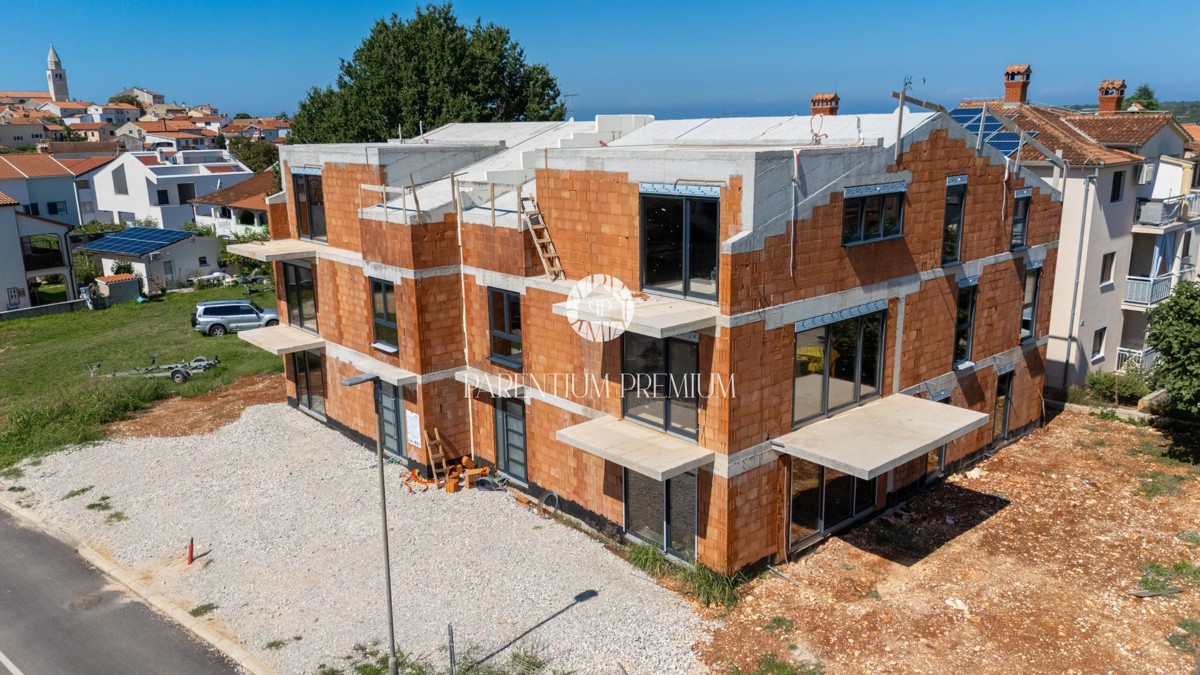 Ampio appartamento al 2° piano – a 500 m dal mare