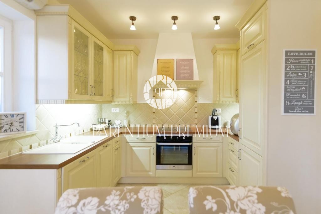 Autentica casa in stile mediterraneo con piscina