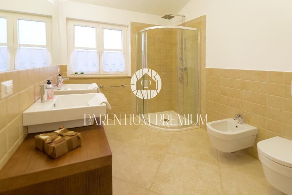 Autentica casa in stile mediterraneo con piscina