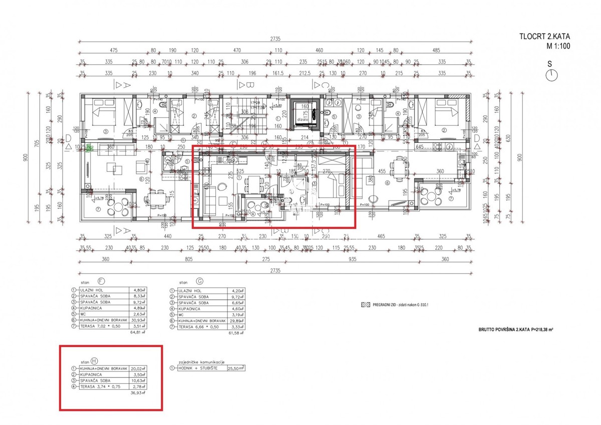 Appartamento moderno al secondo piano in un edificio con ascensore
