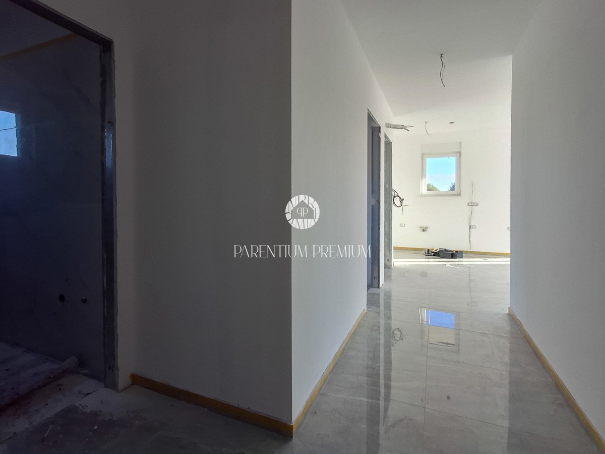 Appartamento moderno al 2° piano di un edificio con ascensore – a 1 km dal mare