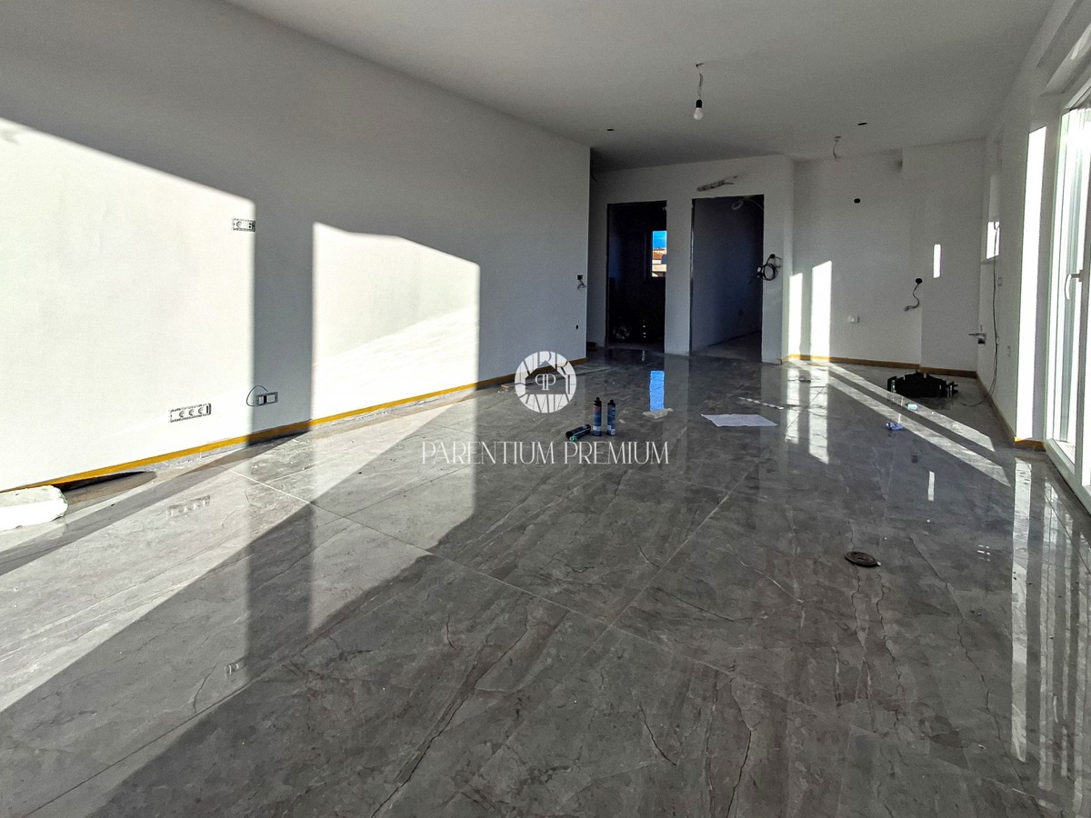 Appartamento moderno al 2° piano di un edificio con ascensore – a 1 km dal mare