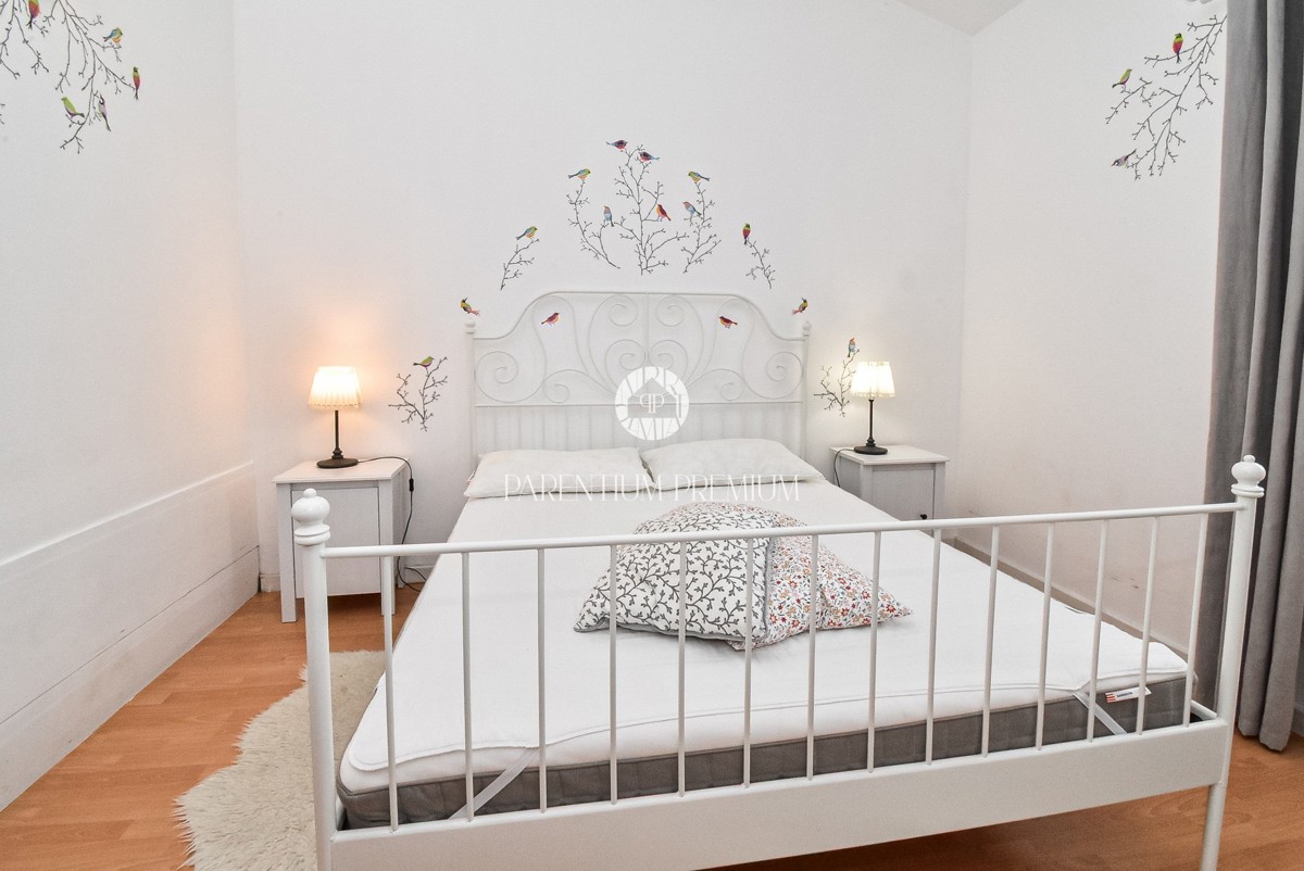 Casa a schiera con splendida vista panoramica sul mare e piscina condominiale