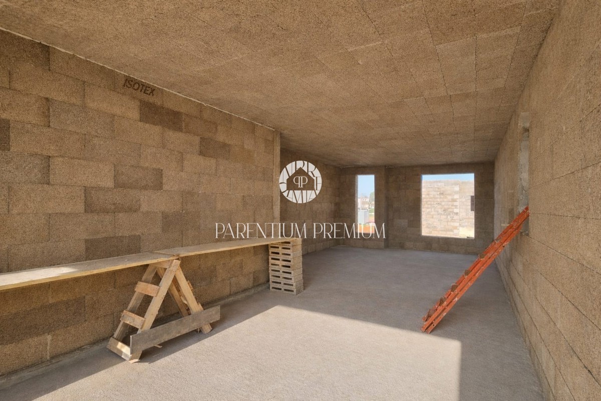 Casa ad alta efficienza energetica con vista mare e ampio giardino