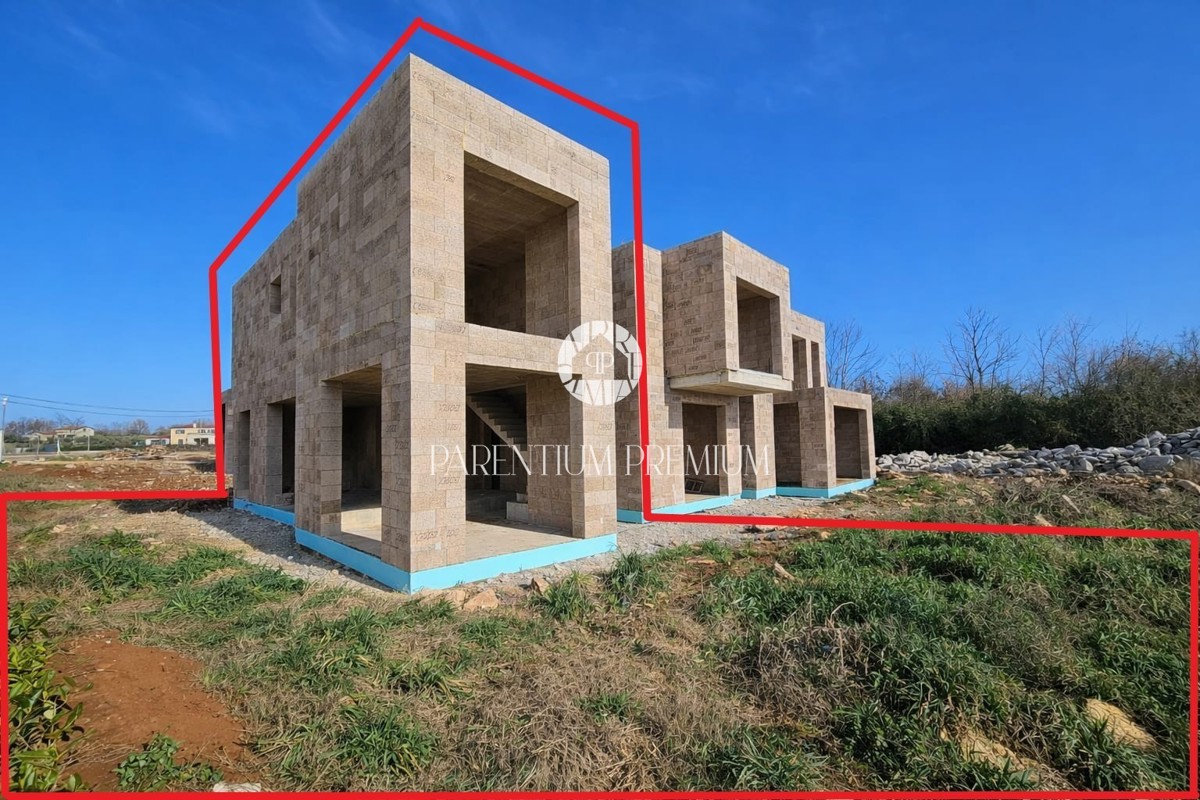 Casa ad alta efficienza energetica con vista mare e ampio giardino