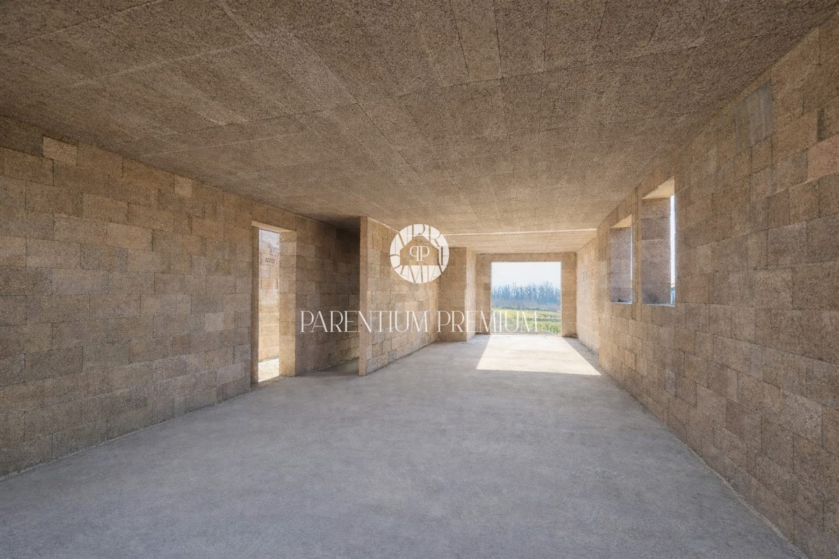 Casa ad alta efficienza energetica con vista mare e ampio giardino