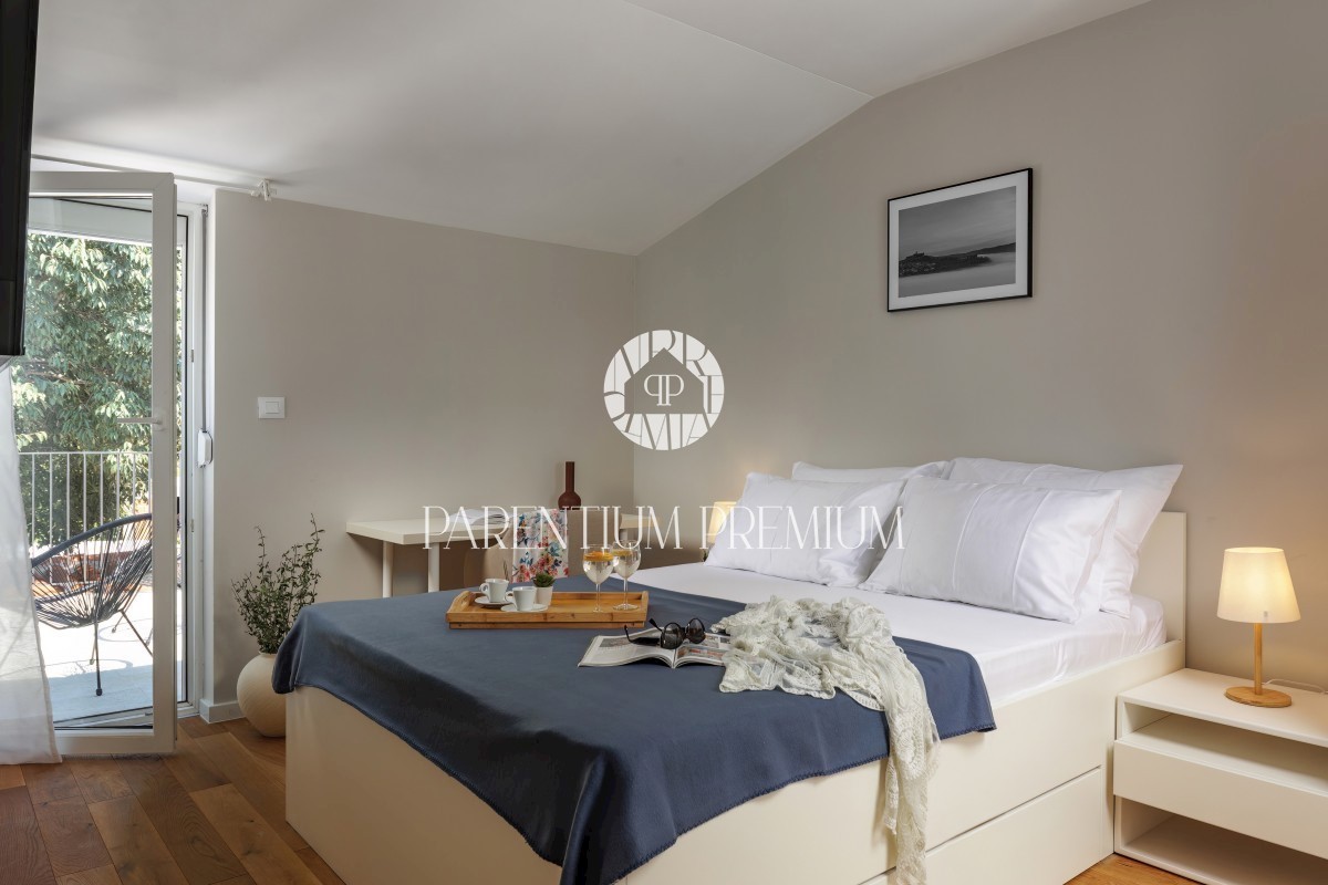 Perfezione di stile e comfort: Villa di lusso con piscina