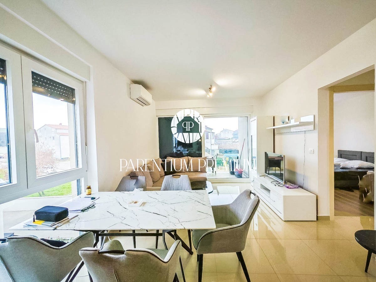 Nuovo appartamento moderno con balcone, a 900 metri dal mare