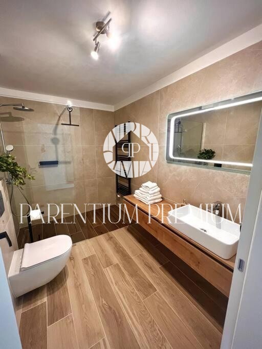 Unica villa ristrutturata – ex scuola rurale con piscina e wellness nel cuore dell'Istria