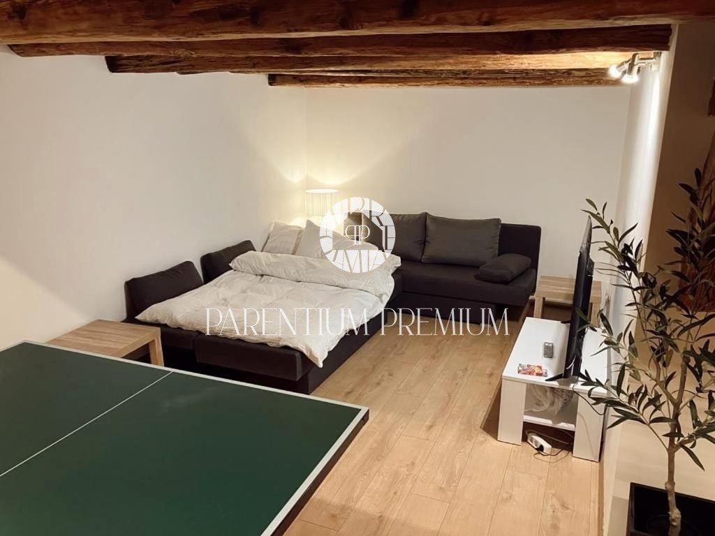 Unica villa ristrutturata – ex scuola rurale con piscina e wellness nel cuore dell'Istria