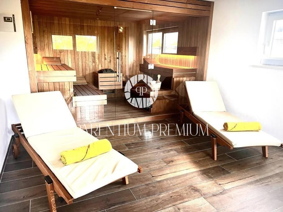 Unica villa ristrutturata – ex scuola rurale con piscina e wellness nel cuore dell'Istria