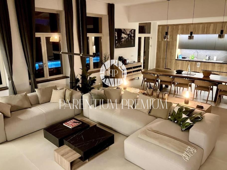 Unica villa ristrutturata – ex scuola rurale con piscina e wellness nel cuore dell'Istria