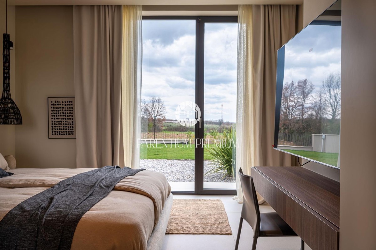 Villa di lusso con piscina e vista panoramica sul mare