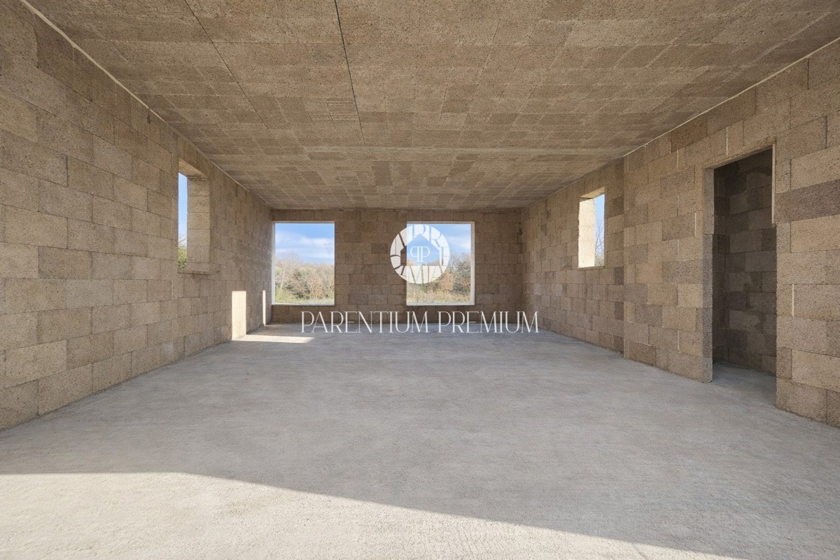 Casa ad alta efficienza energetica con piscina e vista mare