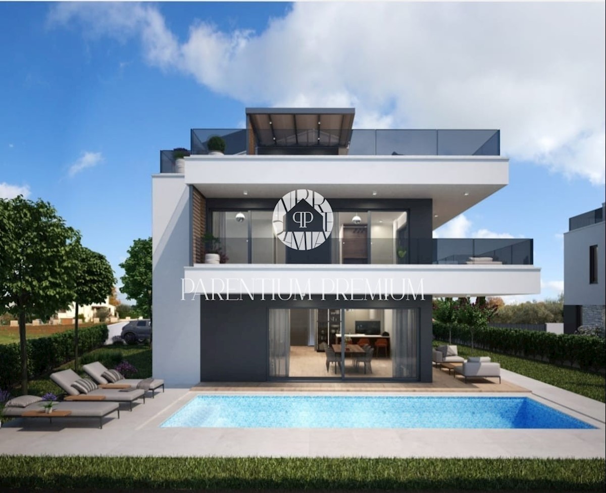 Villa moderna con quattro camere da letto, a soli 3 km dal centro di Parenzo