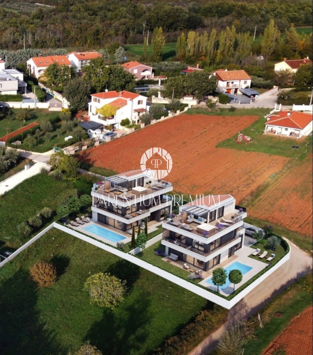 Villa moderna con quattro camere da letto, a soli 3 km dal centro di Parenzo