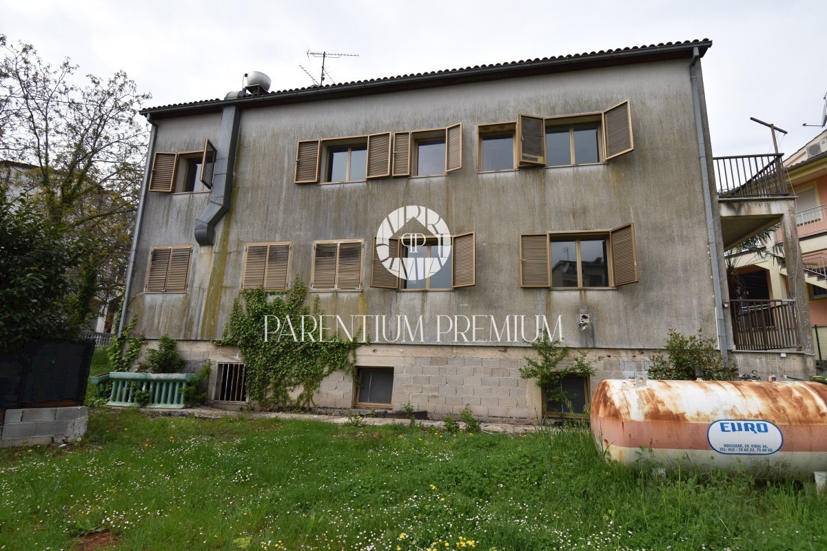 Casa ad uso abitativo e commerciale in ottima posizione