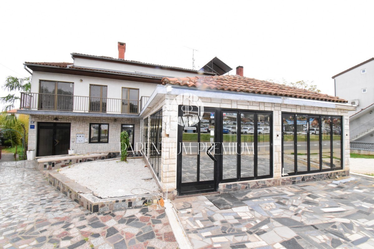 Casa ad uso abitativo e commerciale in ottima posizione