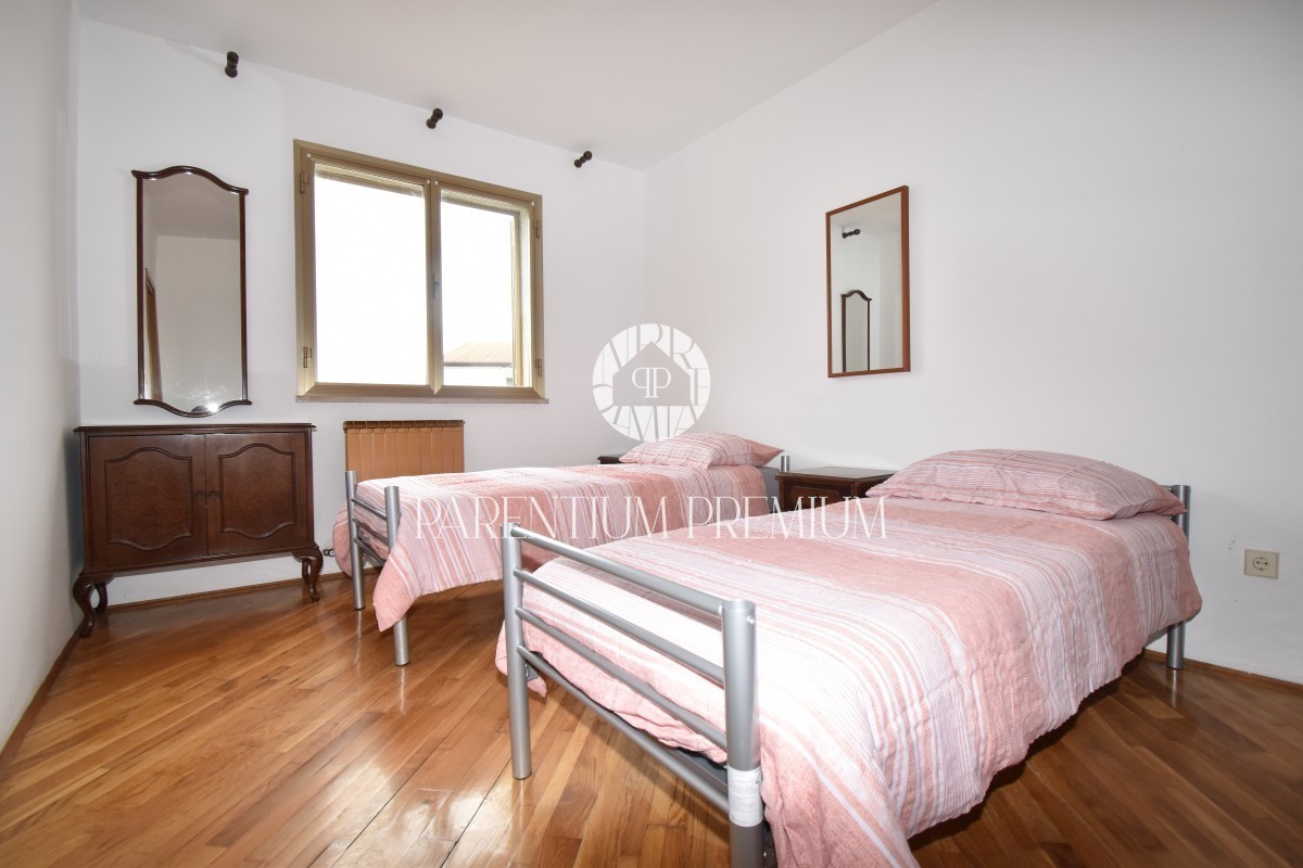 Casa ad uso abitativo e commerciale in ottima posizione