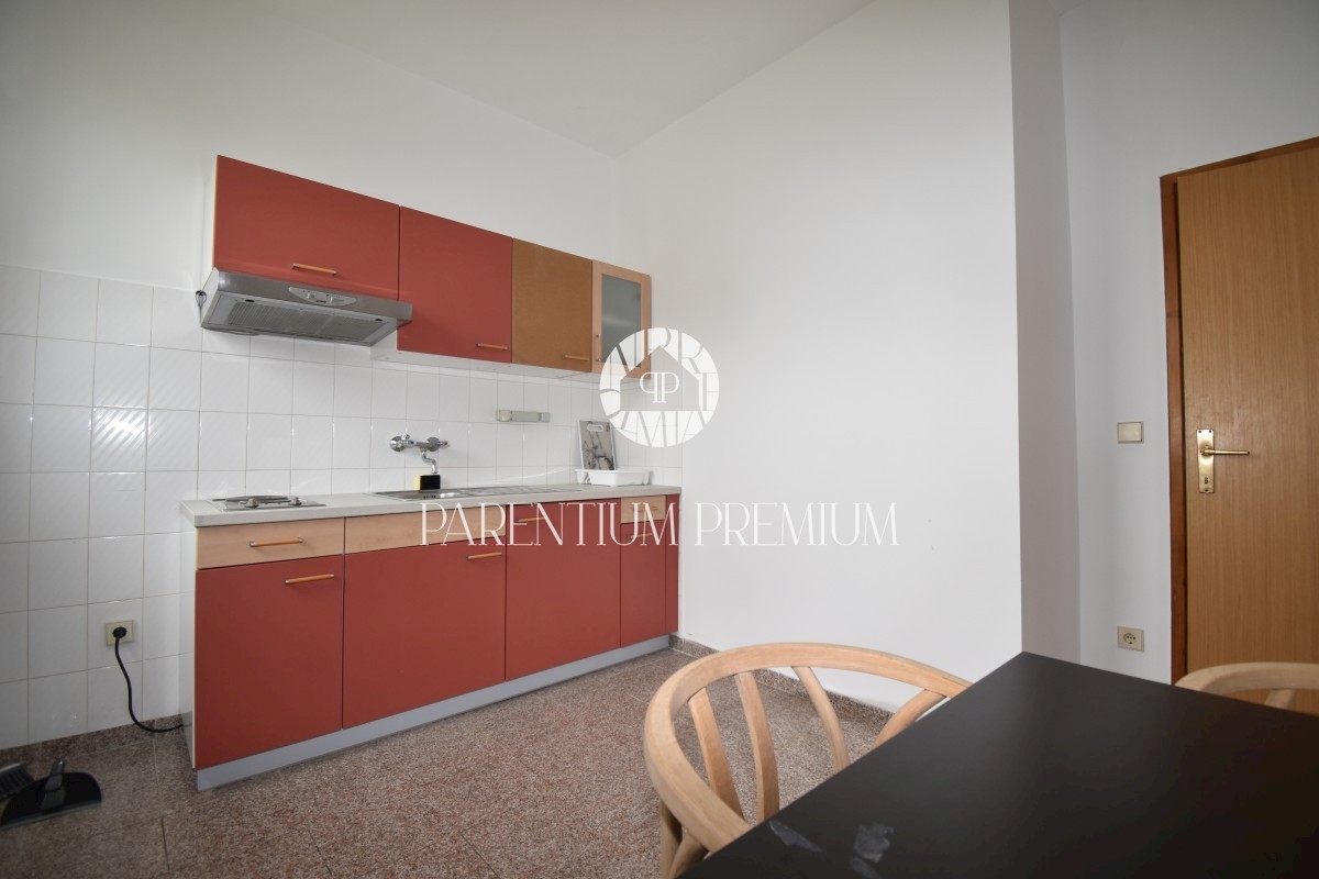 Casa ad uso abitativo e commerciale in ottima posizione