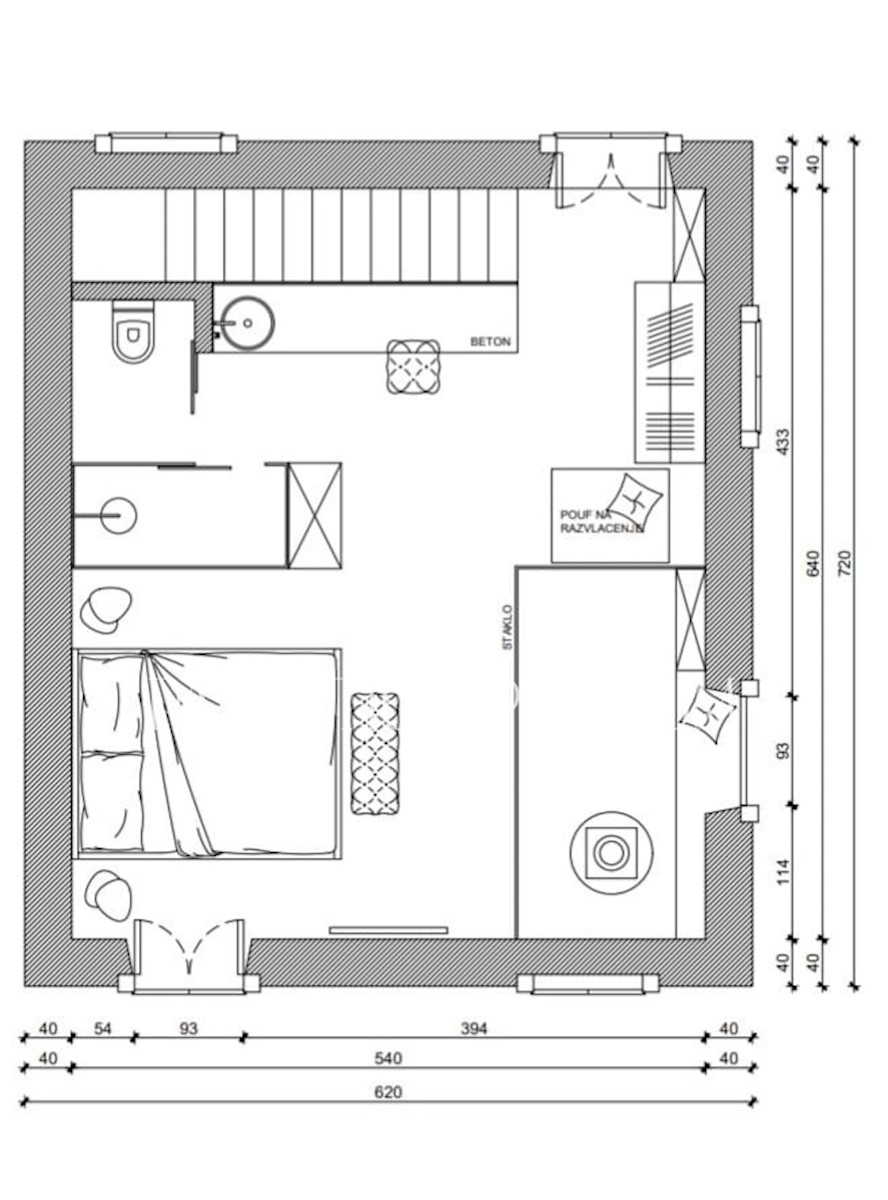 Insolita villa in pietra dotata di mobili di design in una location da favola
