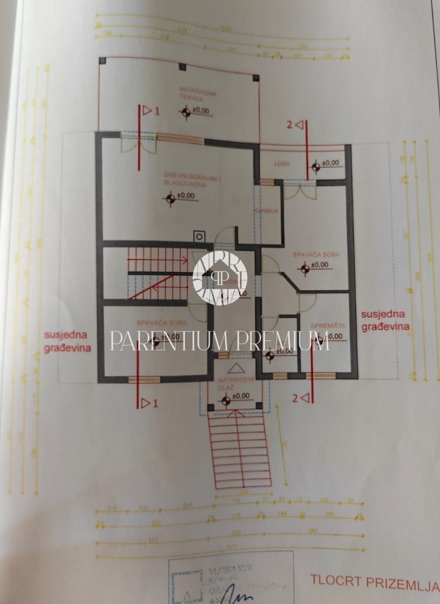 OPPORTUNITÀ!!! Una spaziosa casa familiare con molto potenziale, a 50 metri dal mare