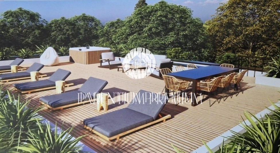 Villa di lusso con piscina e terrazza panoramica con bellissima vista sul mare