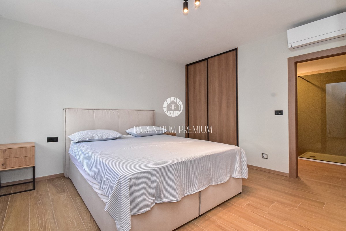 Elegante dimora istriana ristrutturata con piscina e ampio giardino