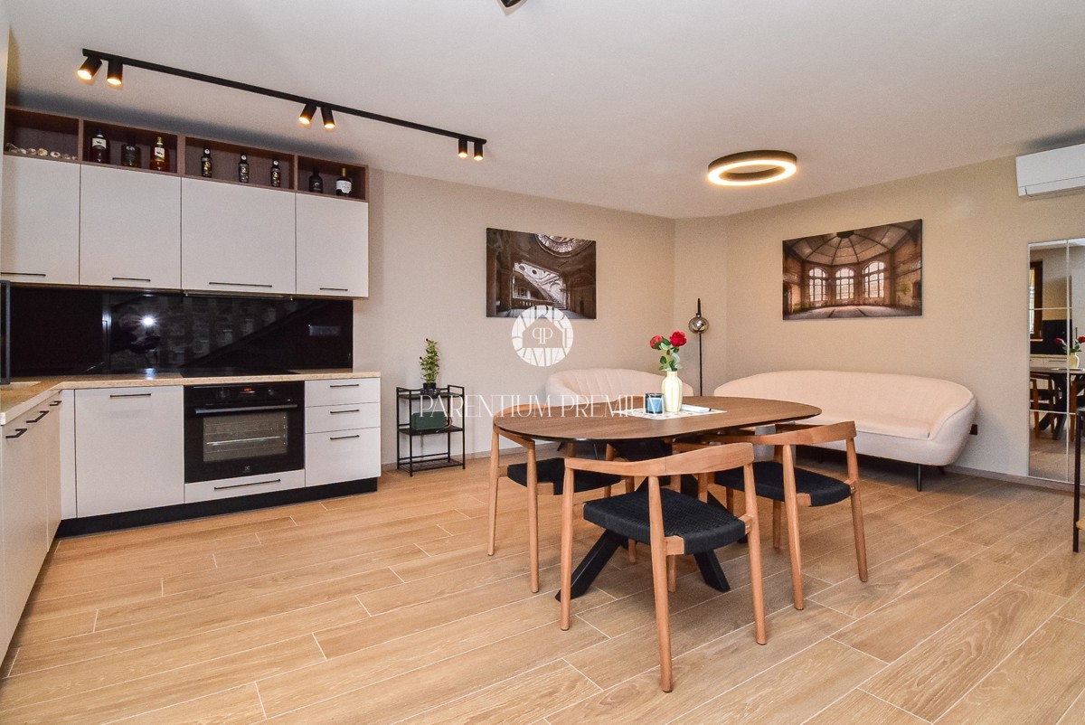 Elegante dimora istriana ristrutturata con piscina e ampio giardino