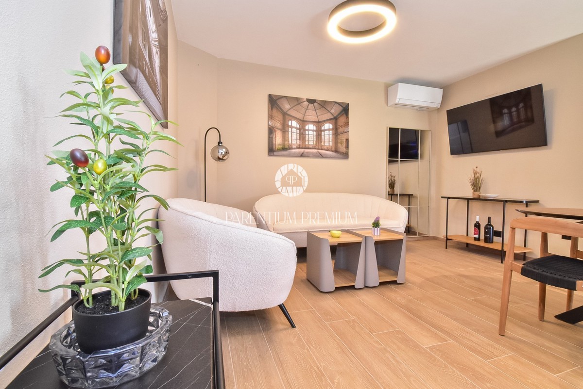 Elegante dimora istriana ristrutturata con piscina e ampio giardino