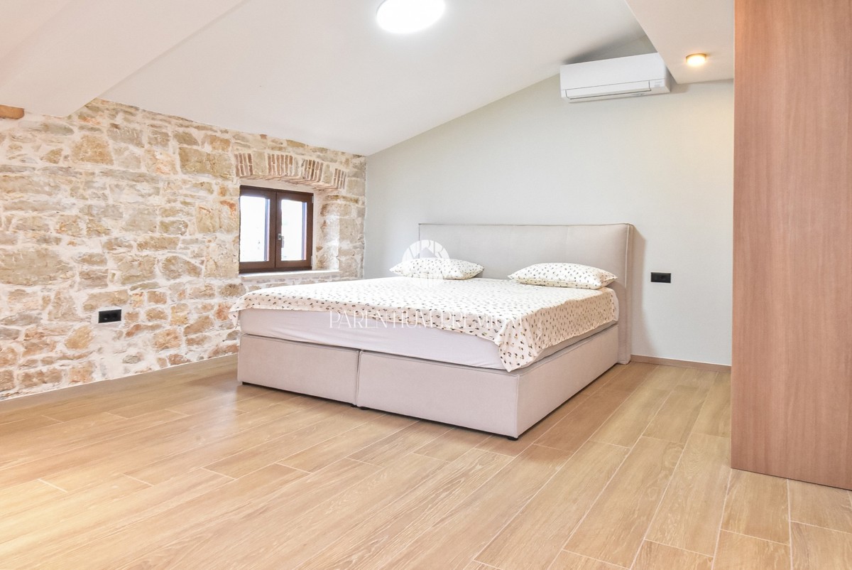 Elegante dimora istriana ristrutturata con piscina e ampio giardino