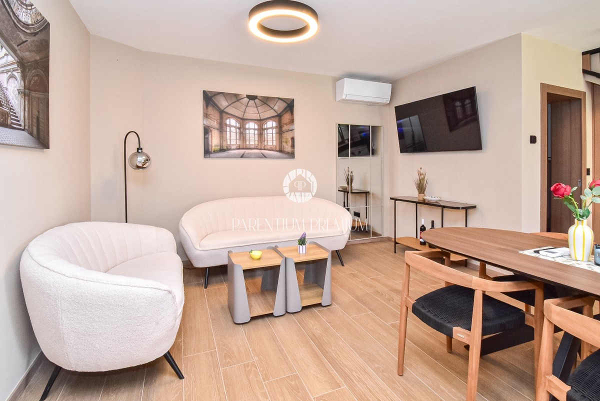 Elegante dimora istriana ristrutturata con piscina e ampio giardino