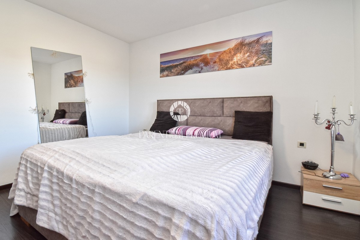 Casa esclusiva – un’oasi di pace con piscina e garage