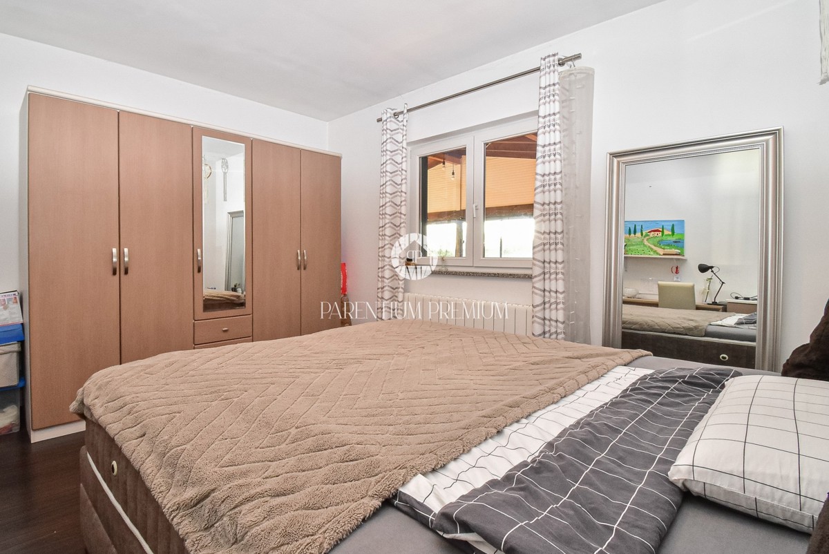 Casa esclusiva – un’oasi di pace con piscina e garage