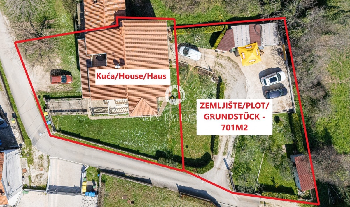 Opportunità di investimento: casa con terreno edificabile per la costruzione di 7 appartamenti, a soli 700 m dal mare