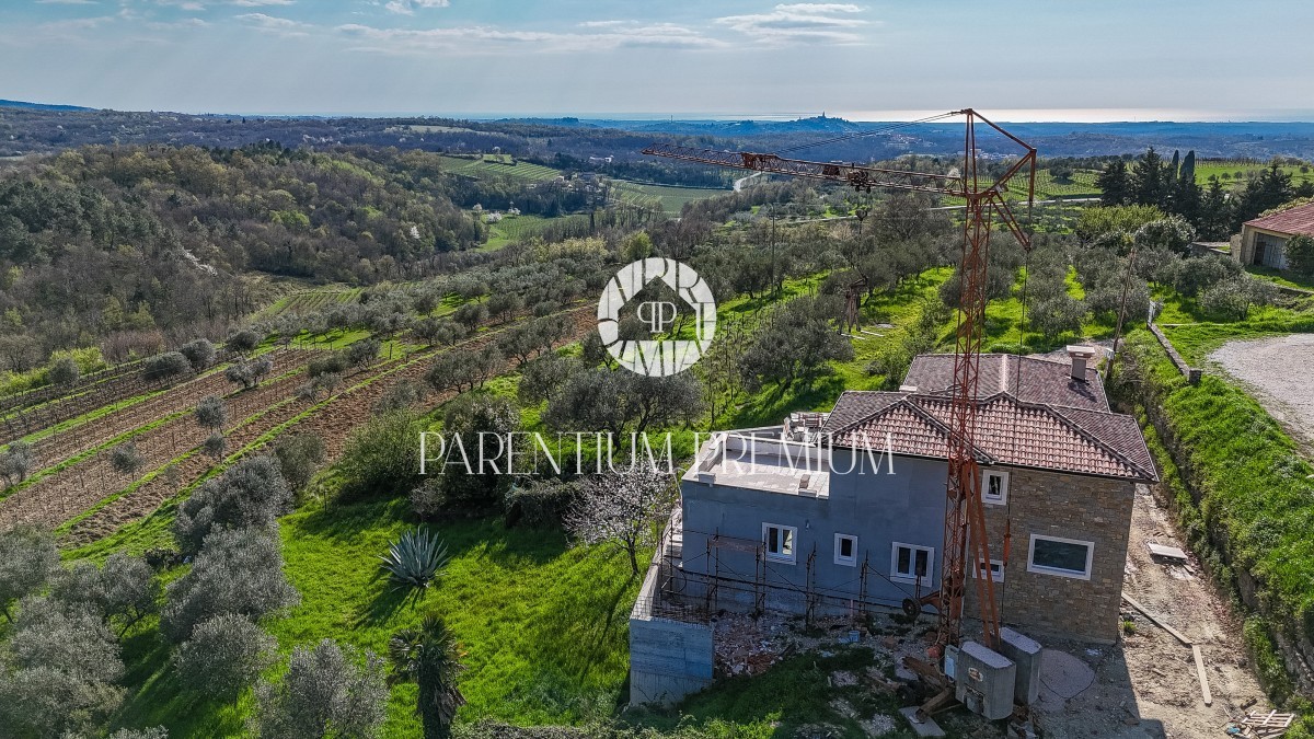 Villa in costruzione con vista panoramica sul mare