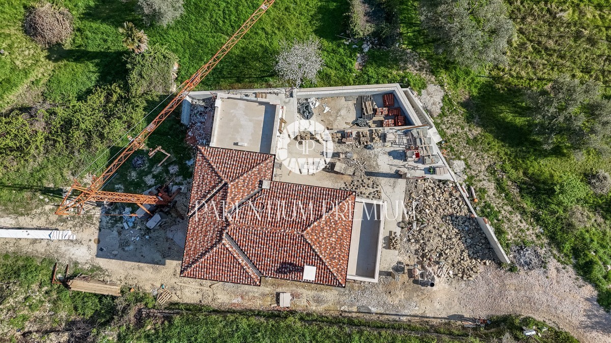 Villa in costruzione con vista panoramica sul mare