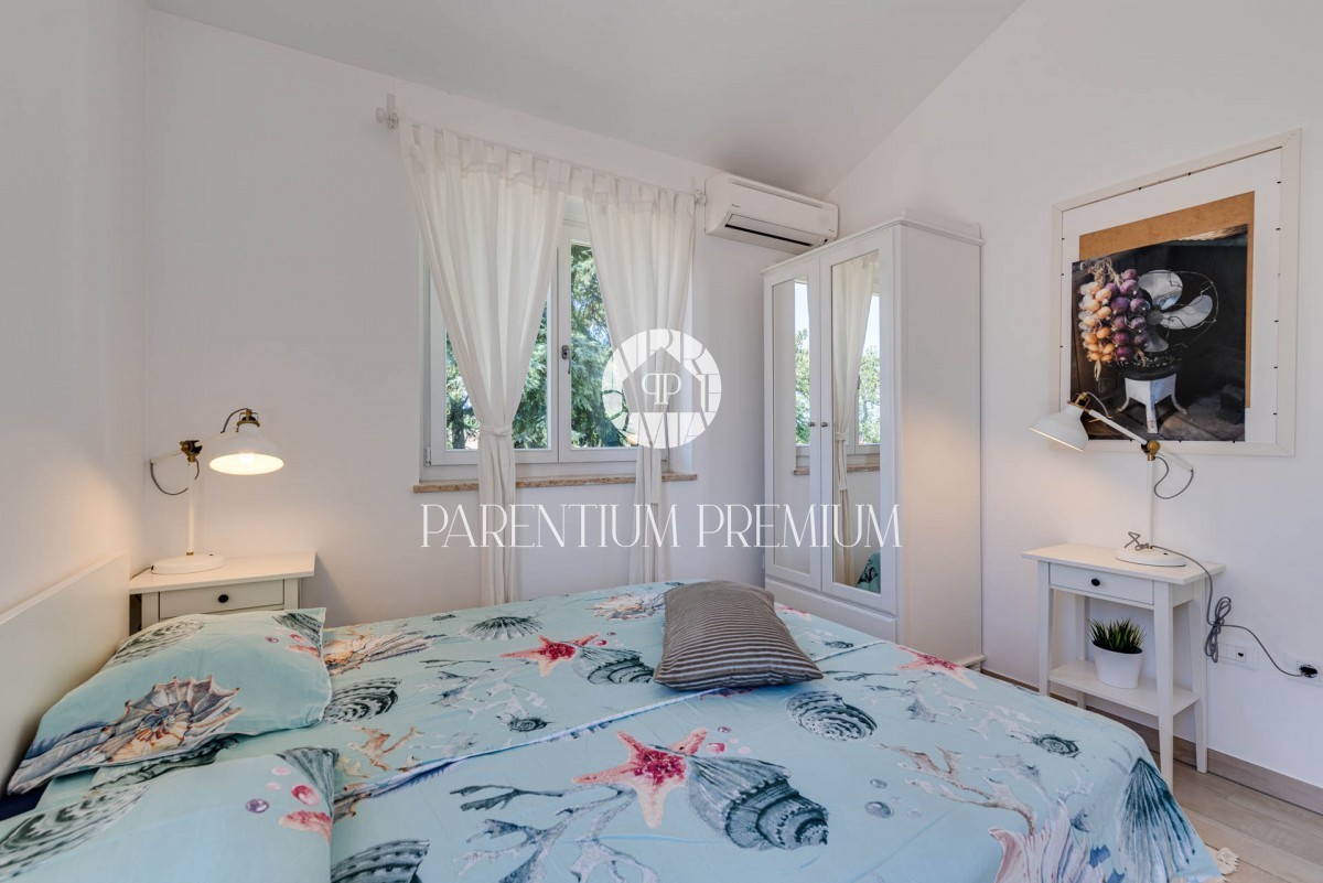 Una bella casa con piscina non lontano da Parenzo