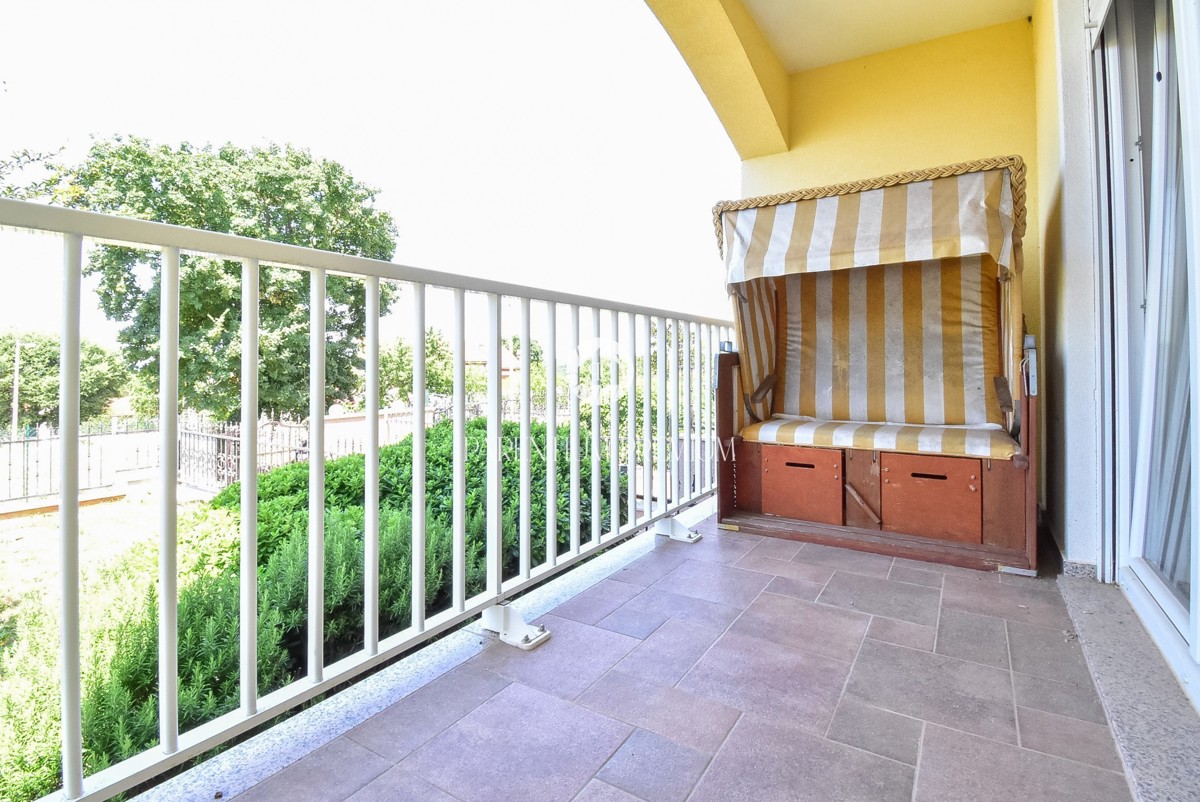 Esclusiva! Casa bifamiliare con piscina e vista mare