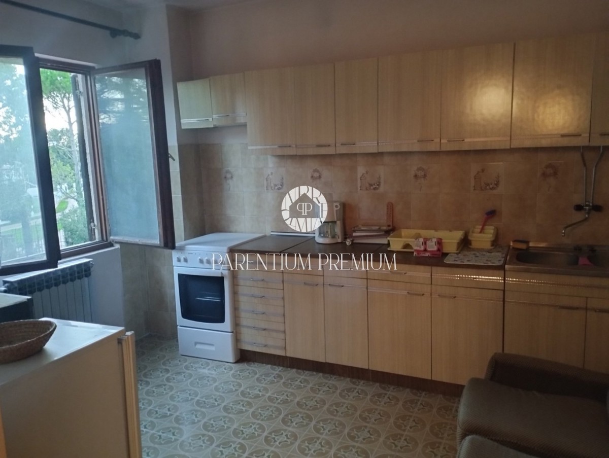 Casa con due appartamenti a 5 km dalla città