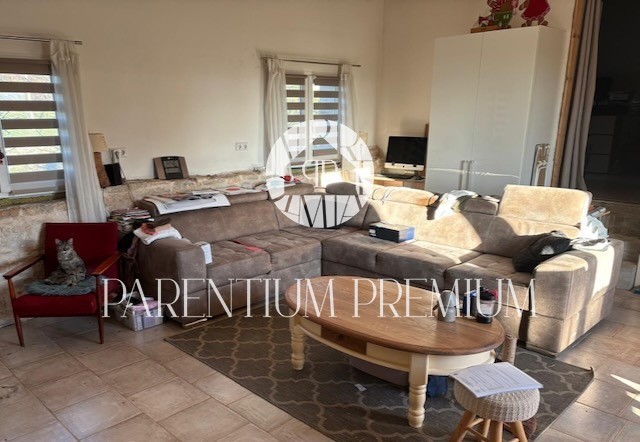 Casa in pietra 360 m² su terreno di 890 m²