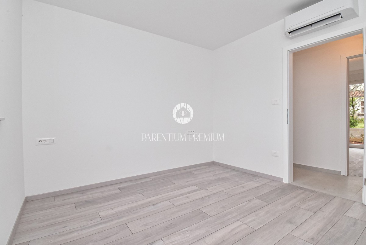 Appartamento con ampio giardino vicino al mare