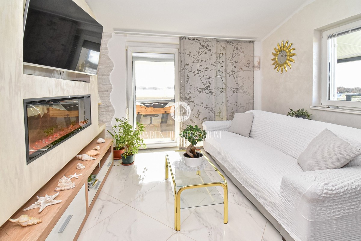 Casa esclusiva in posizione isolata con piscina e ampio giardino