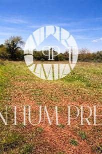 Terreno edificabile nei dintorni di Umago – ideale per casa familiare o villa vacanze