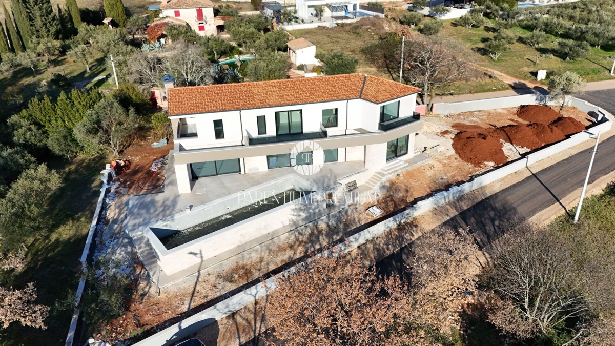 Una bella villa moderna in una posizione tranquilla con vista sul mare